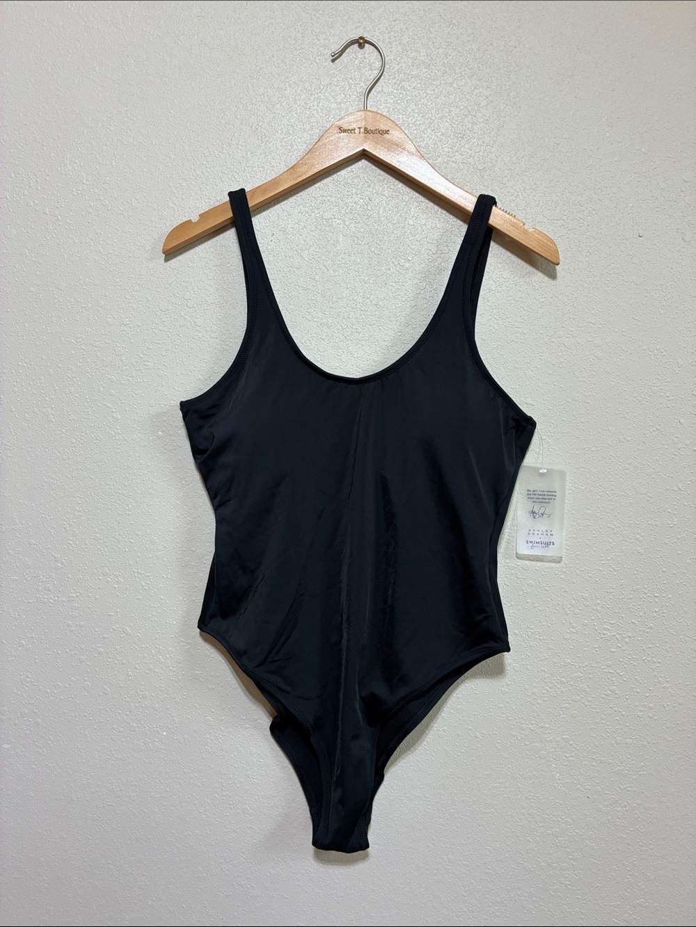 New Ashley Graham x SWIMSUITS FOR ALL Size 12 Black One Piece Classic Swimsuit